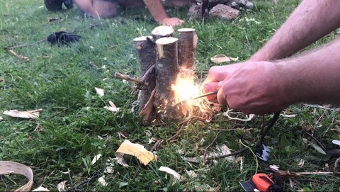 feu Bushcraft pyrénées orientales feu bushcraft Pyrénées Orientales